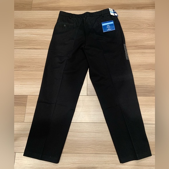 Black Dockers Performance Pants; Size 36x32; Pleated Relaxed Fit - Picture 2 of 3
